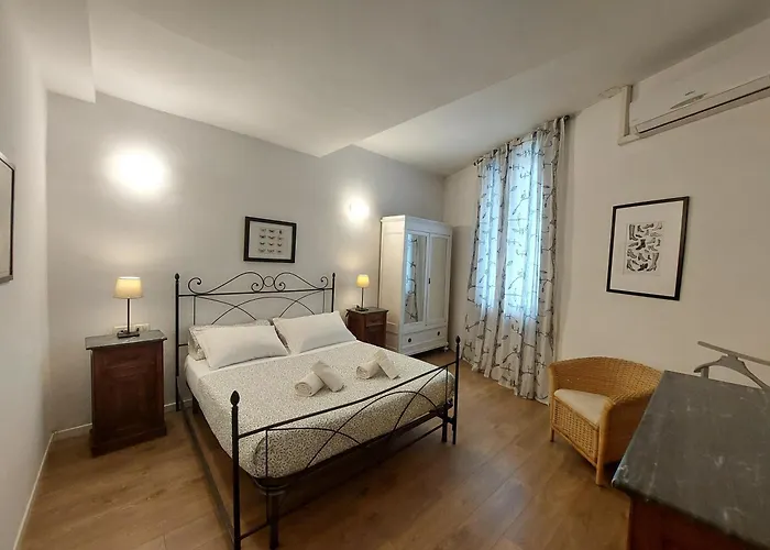 Little Palm Apartment