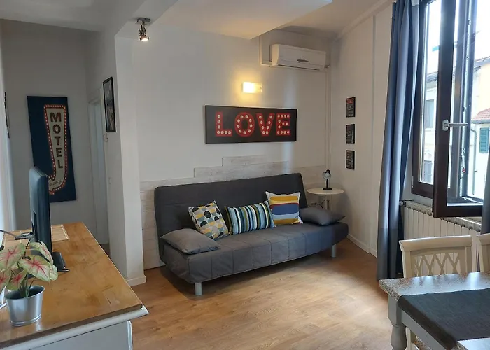 Little Palm Apartment