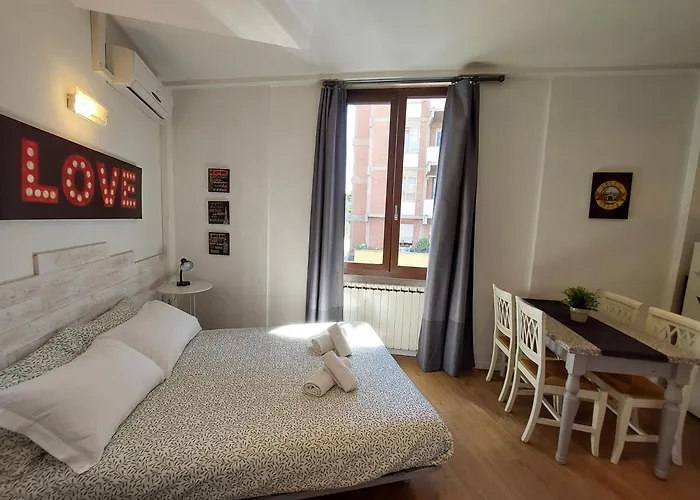 Little Palm Apartment