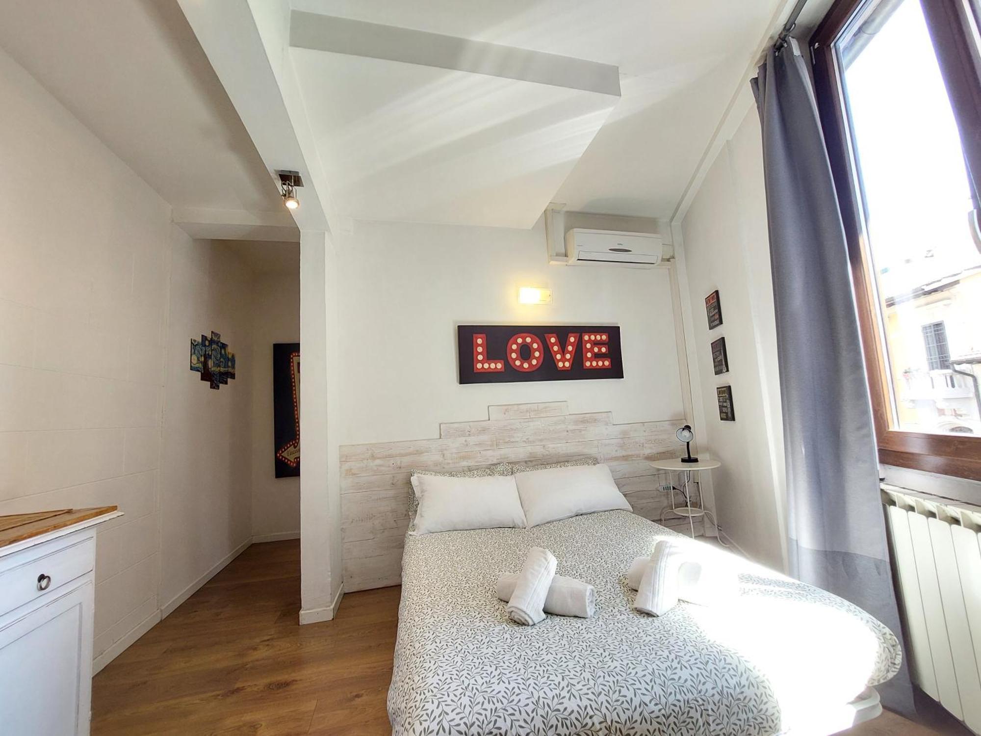 Little Palm Apartment *